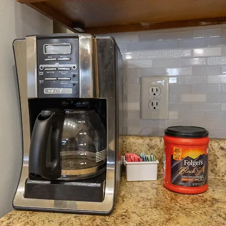 2Br Walk-In Condo - Near The 76 Strip - Pool - Free Tickets Included - Clc-7